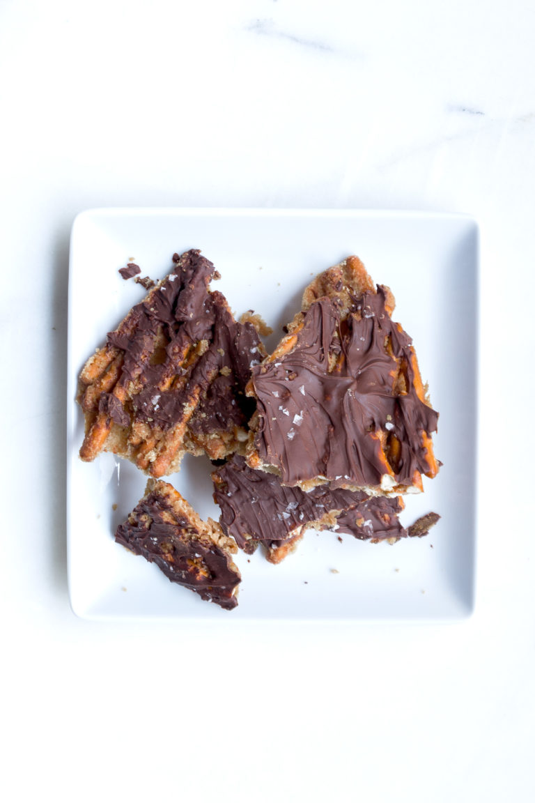 Easy Maple Toffee Pretzel Bark {GF, V} + Game Day Party Tips